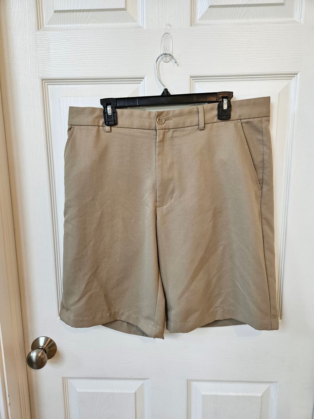 Greg Norman for Tasso Elba Golf Shorts Men’s 34 Khaki Performance Casual